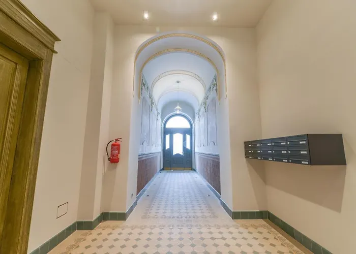 Brand New Apartment Next To Old Town Square