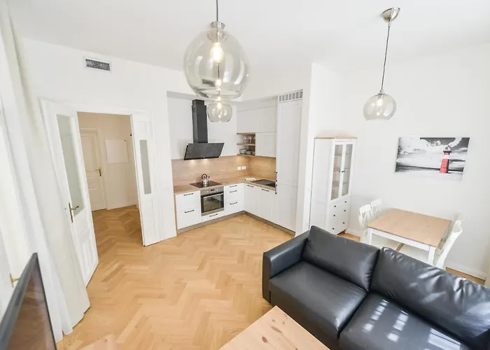 Brand New Apartment Next To Old Town Square
