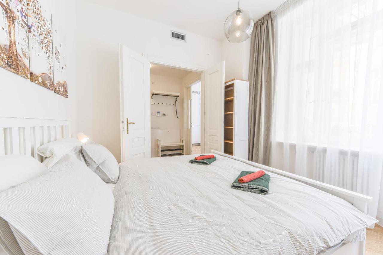 Apartment Brand New Next To Old Town Square Prague